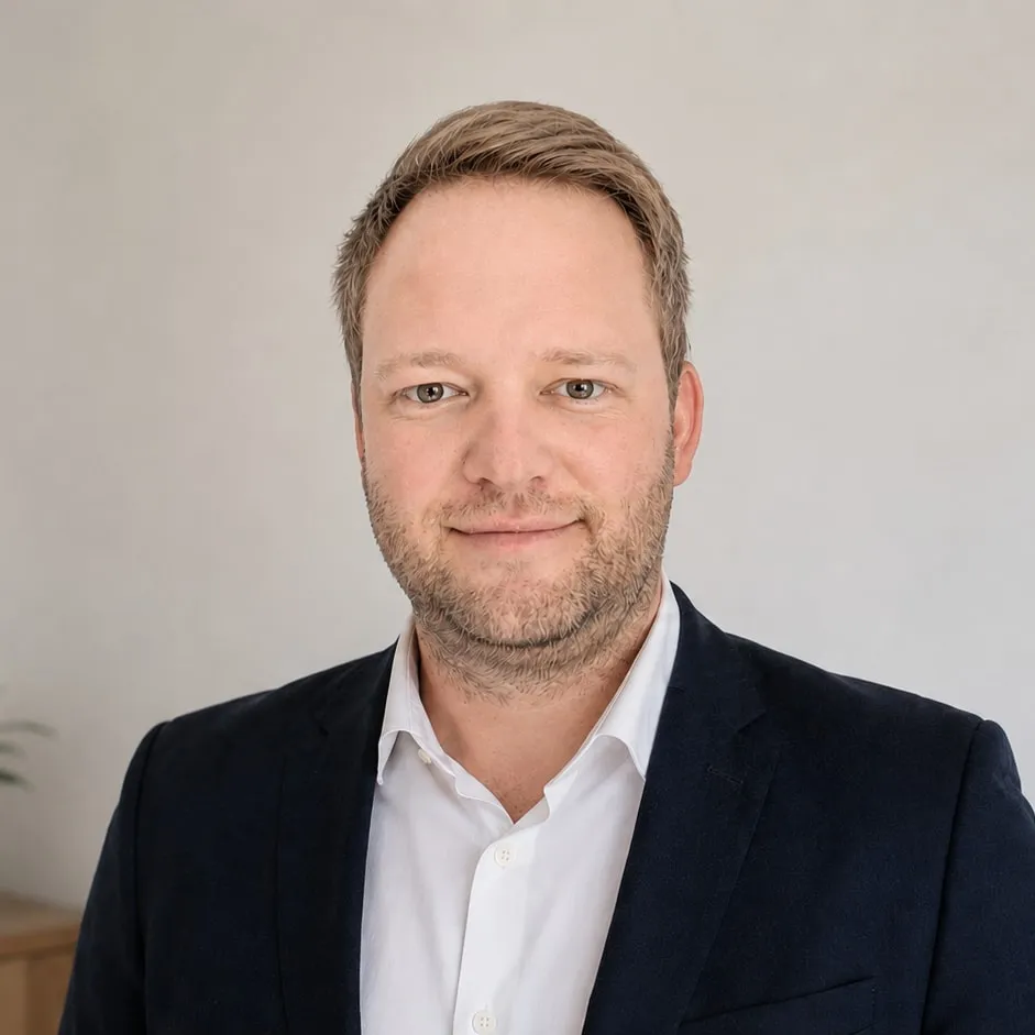 Porträt von Daniel Popan, Gründer von Conjola